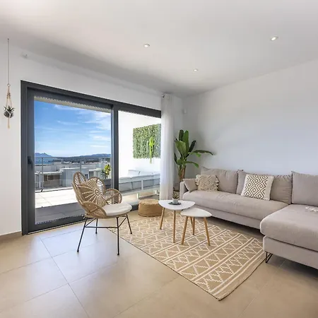 Sunrise Heights 2455 Sea View 아파트