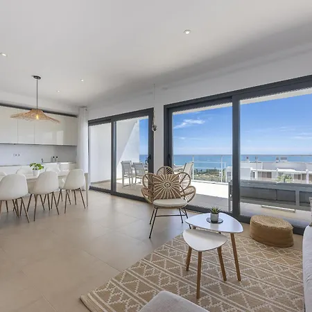 아파트 Sunrise Heights 2455 Sea View 마닐바
