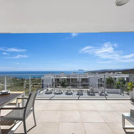 아파트 Sunrise Heights 2455 Sea View *